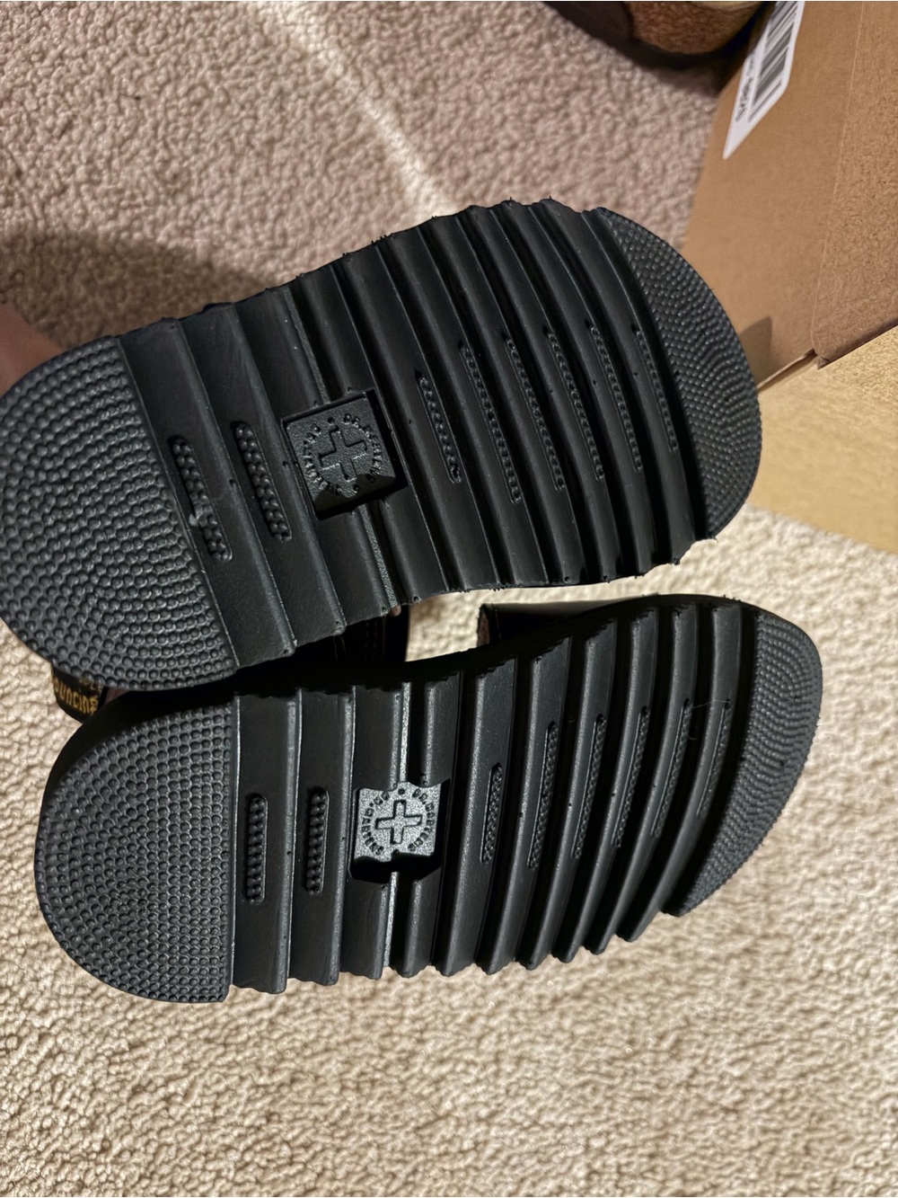 Dr Martens - Picture 2 of 3